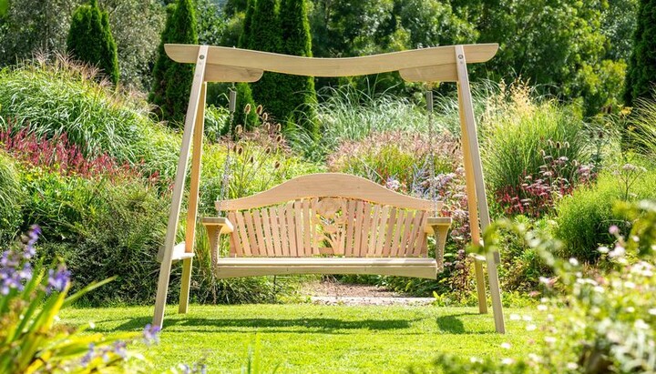 An Oak Swing Seat Through The Seasons: A Gorgeous Garden Feature All Year Round