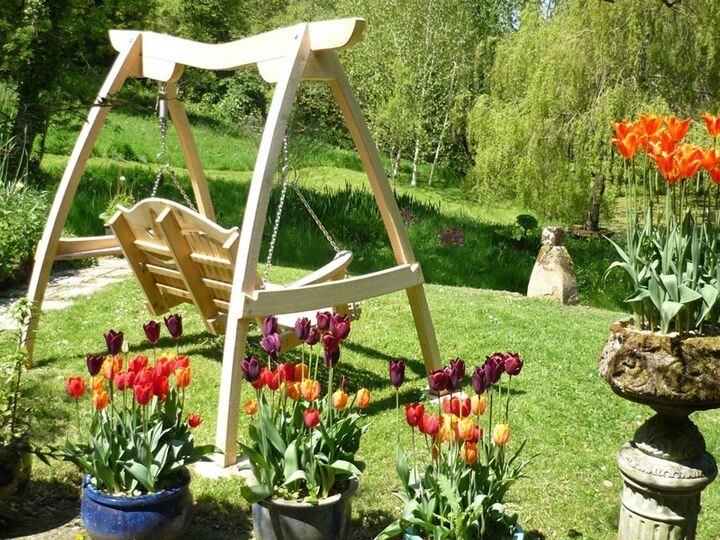 Kyokusen Garden Swing Seat
