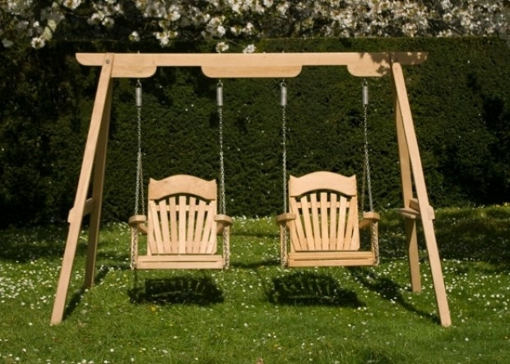 Wooden Garden Swings For Children And Adults Sitting